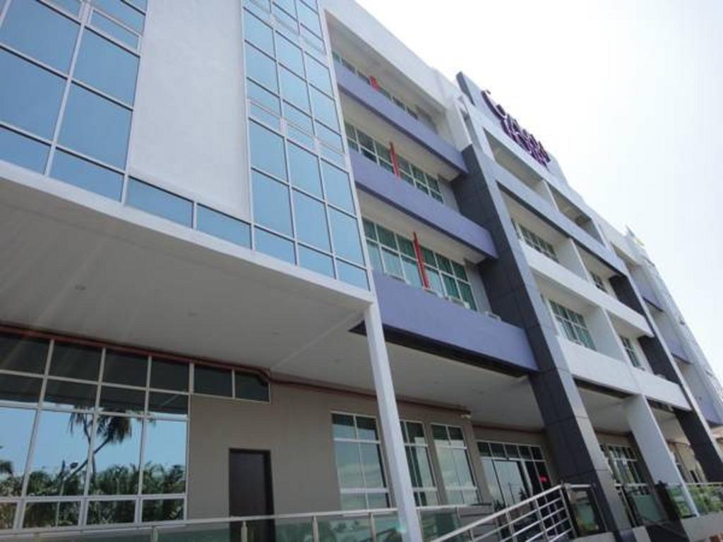 Galaxy Hotel Simpang Ampat  Ngoại thất bức ảnh