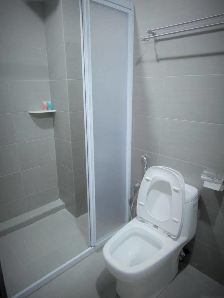 Galaxy Hotel Simpang Ampat  Ngoại thất bức ảnh